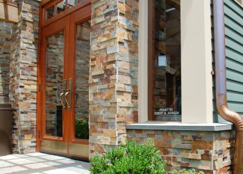 realstone-terracotta-accents-ext17